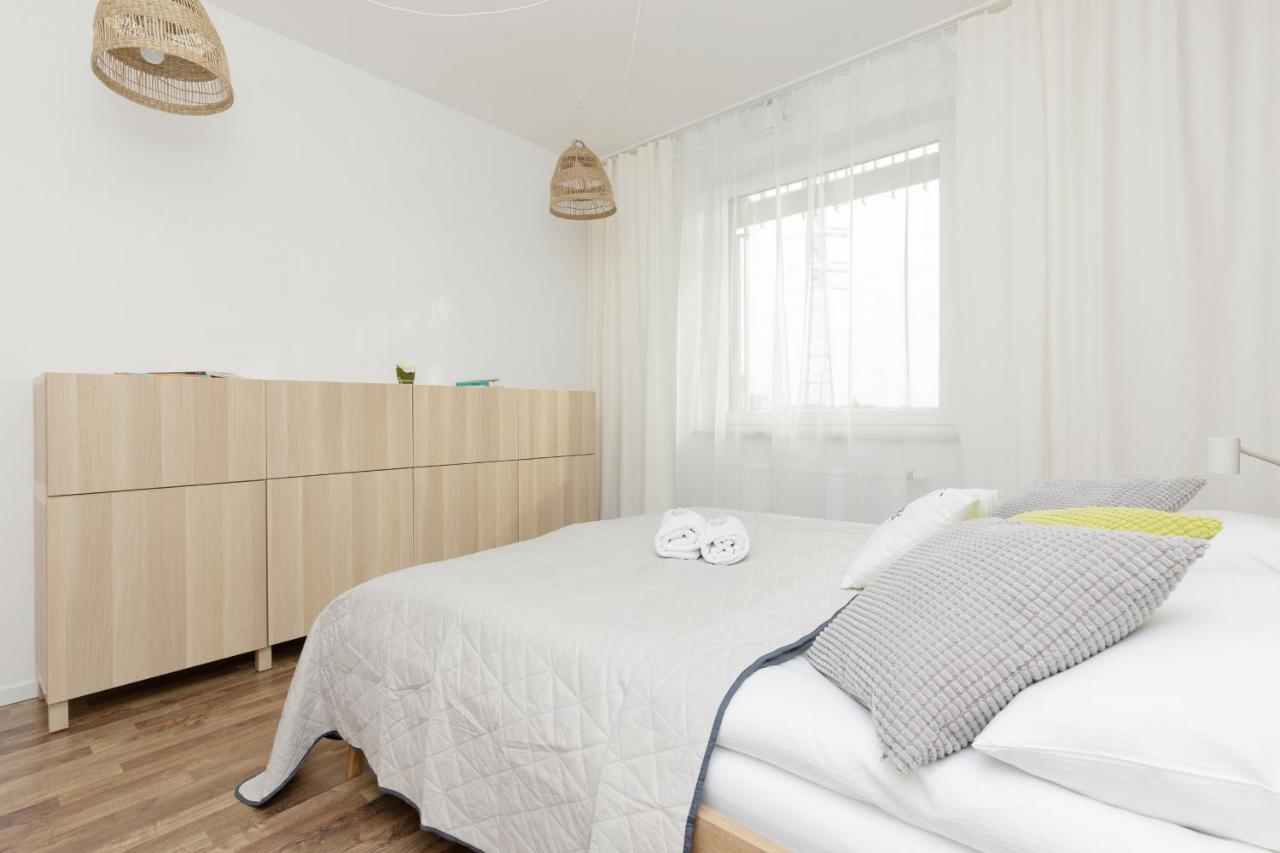 Stacja Wola Apartments With Parking By Noclegi Renters วอร์ซอ ภายนอก รูปภาพ